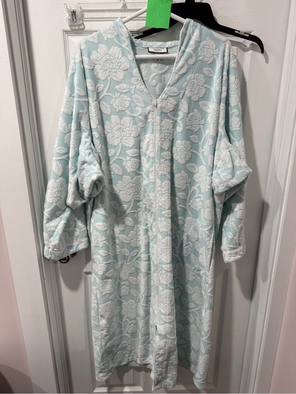 Charter Club Light Blue Plush Robe with White Floral Detail XXXL